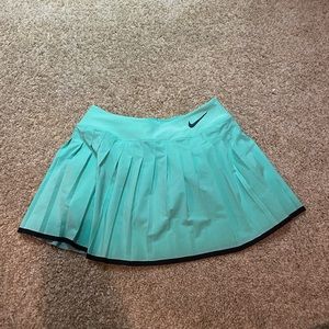 Nike tennis skirt